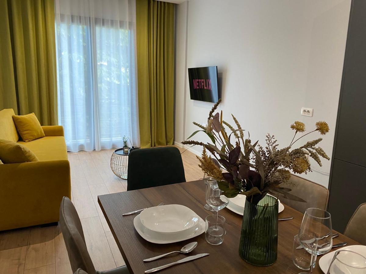 Brand New Apts Located At The City'S Main Square-100 Mbs Wifi Дуррес Екстер'єр фото