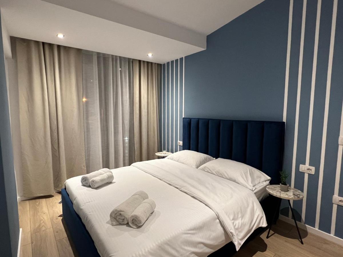 Brand New Apts Located At The City'S Main Square-100 Mbs Wifi Дуррес Екстер'єр фото