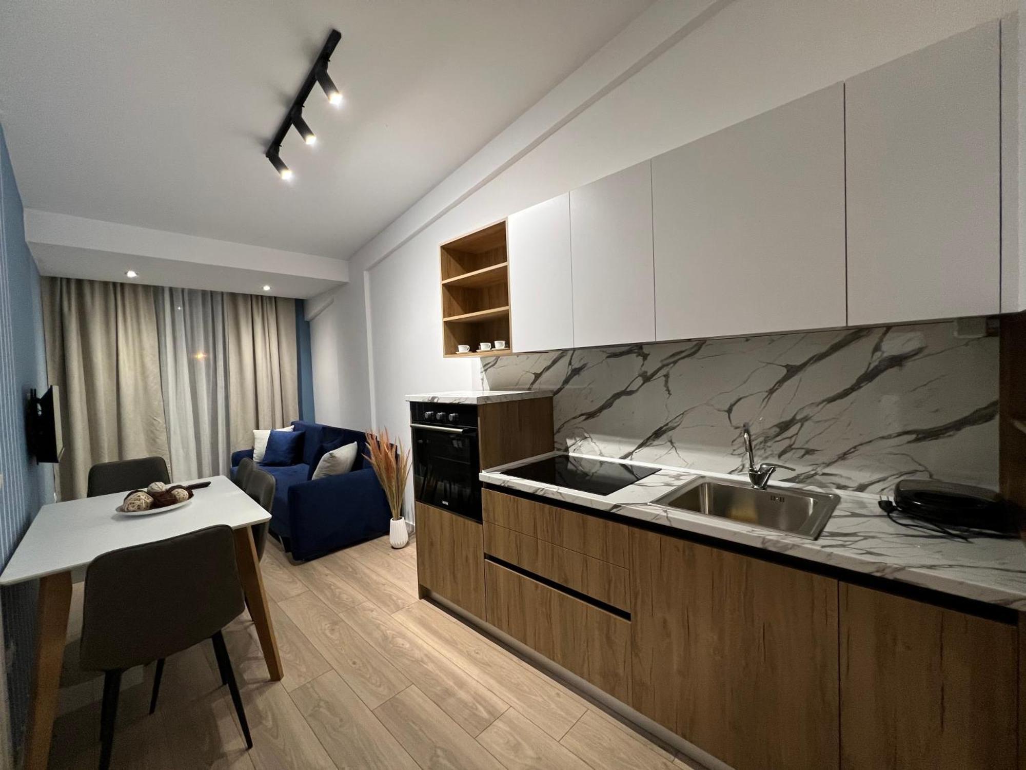 Brand New Apts Located At The City'S Main Square-100 Mbs Wifi Дуррес Екстер'єр фото