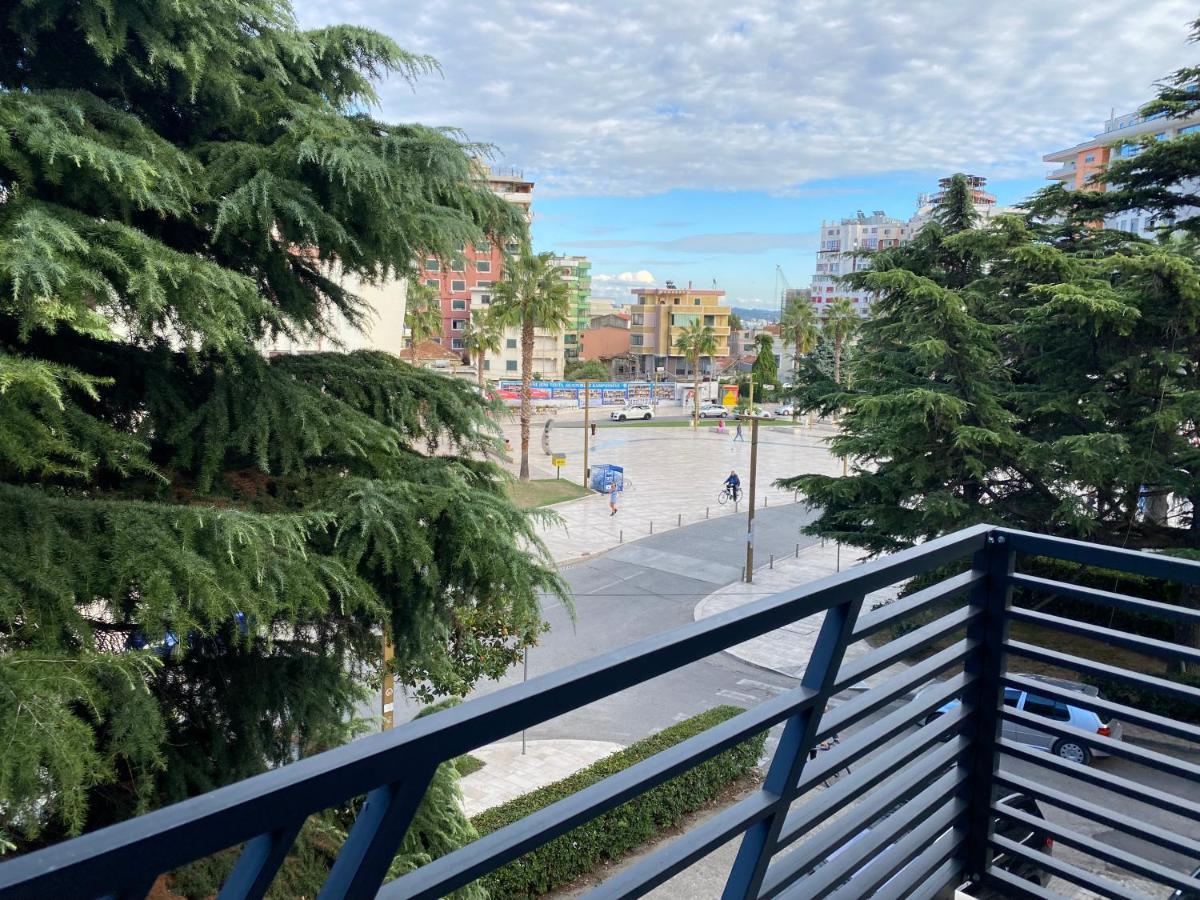 Brand New Apts Located At The City'S Main Square-100 Mbs Wifi Дуррес Екстер'єр фото